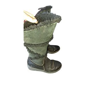 Born Size 7 Shearling Fold Down Black Leather Boots Wedge Mid Calf